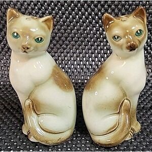 Vtg MCM Ceramic Siamese Cats Salt Pepper Figurines Turquoise Color Eyes Japan